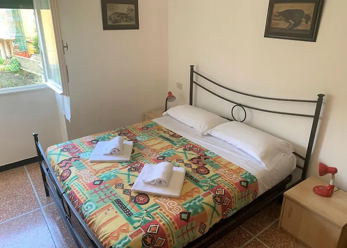 玛丽克莱尔公寓 *